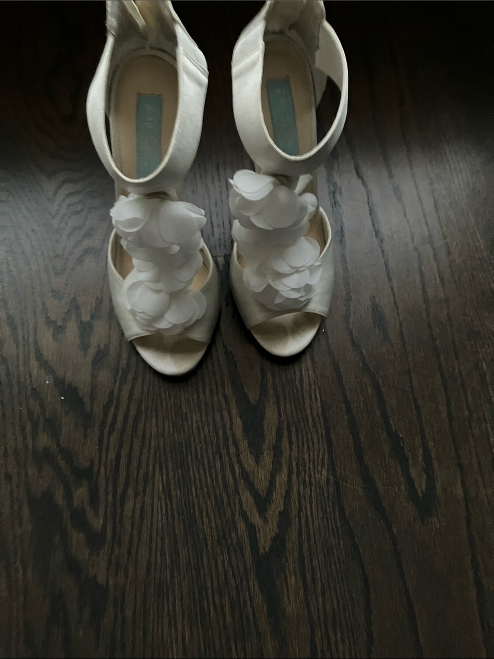 Betsey Johnson White Floral Appliqué Peep-Toe Heels